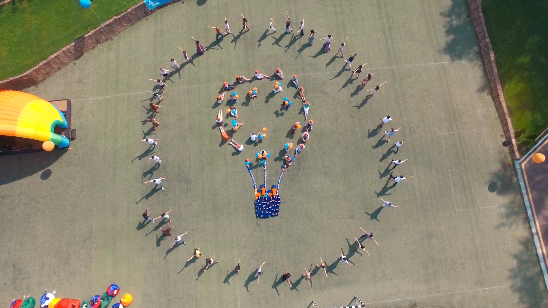 VIS_backstage_lipdub.mp4_snapshot_11.14_[2018.10.10_23.37.57].jp