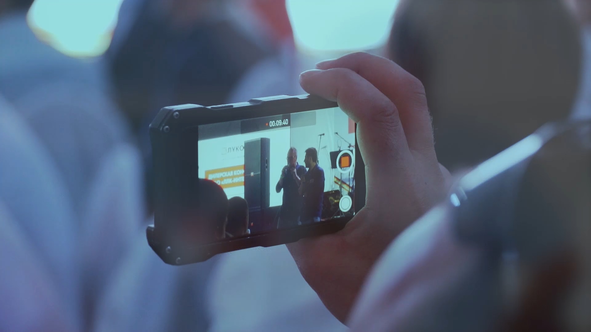 LK_master (edit version).mp4_snapshot_04.10_[2018.10.12_18.51.44