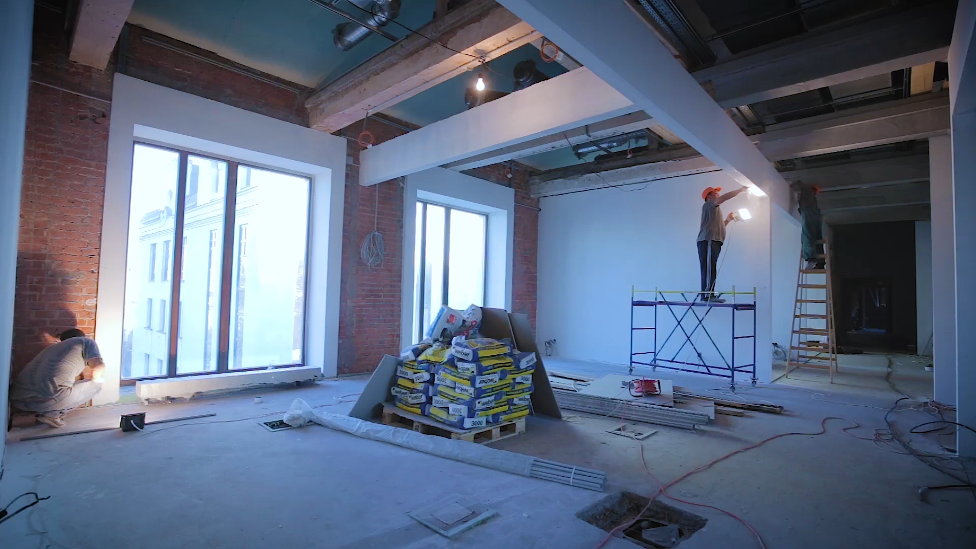 OfficeTimes_IleDeBeaute.mp4_snapshot_00.43_[2018.10.13_00.30.23]