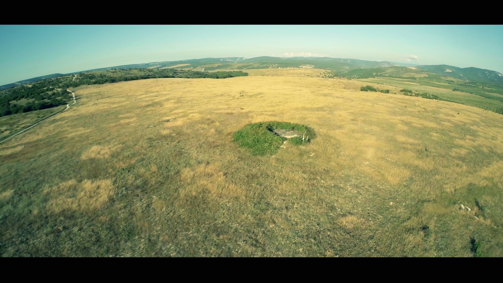 serv_aero_Krim_festival.mp4_snapshot_01.37_[2018.10.13_00.54.49]