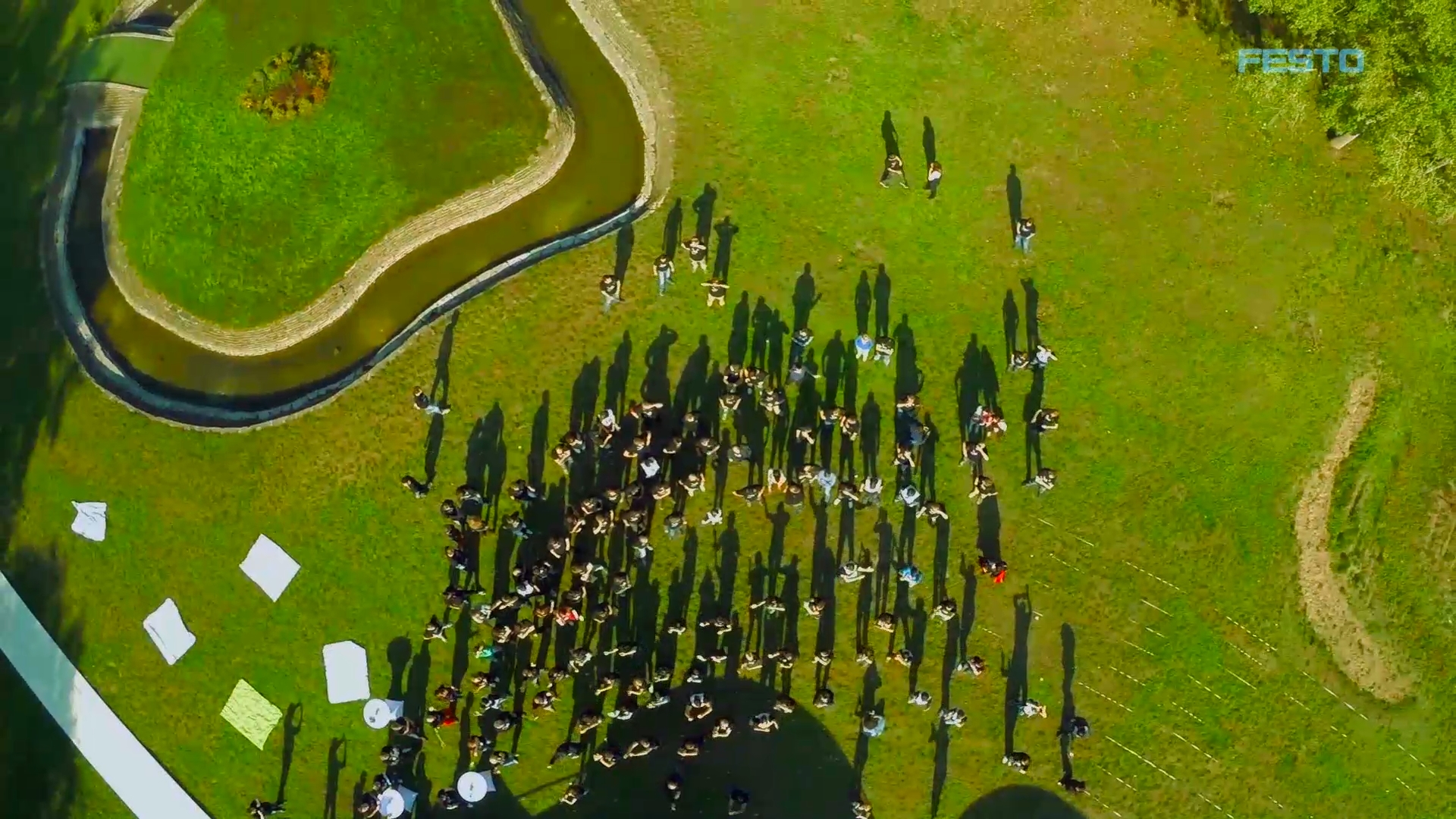 aero_FESTO.mp4_snapshot_00.17_[2018.10.13_00.58.29].jpg
