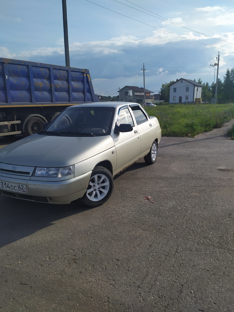 Kokd9-_M60M.jpg