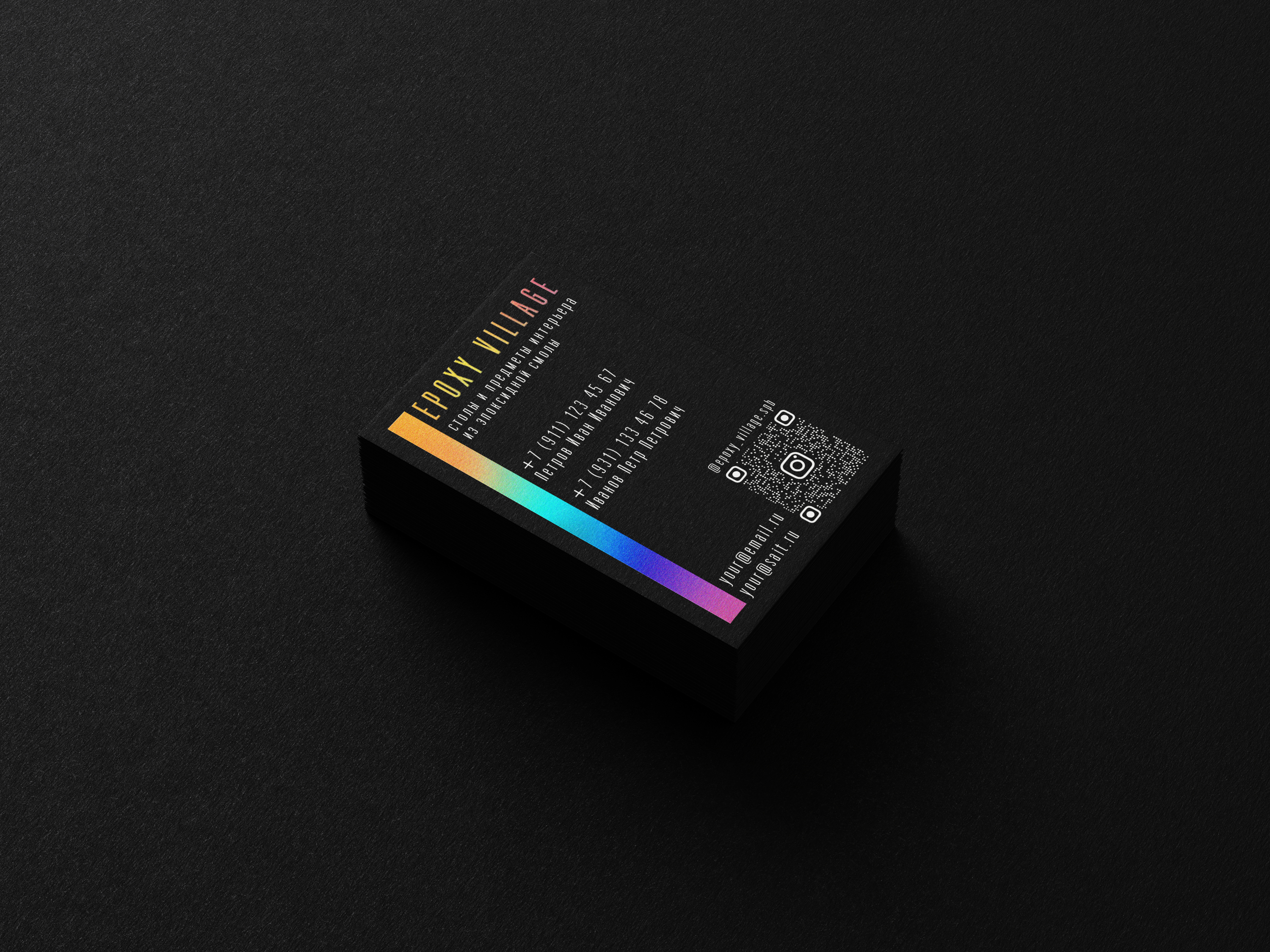 Free_Business_Cards_Mockup_4.jpg