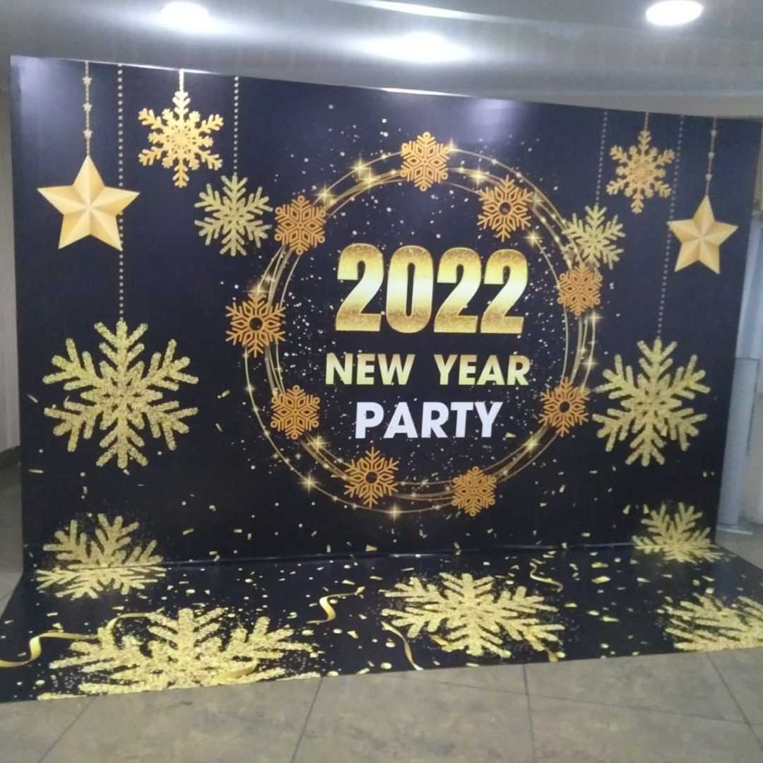 С Новым годом баннер в ресторан Алма-Ата.jpg