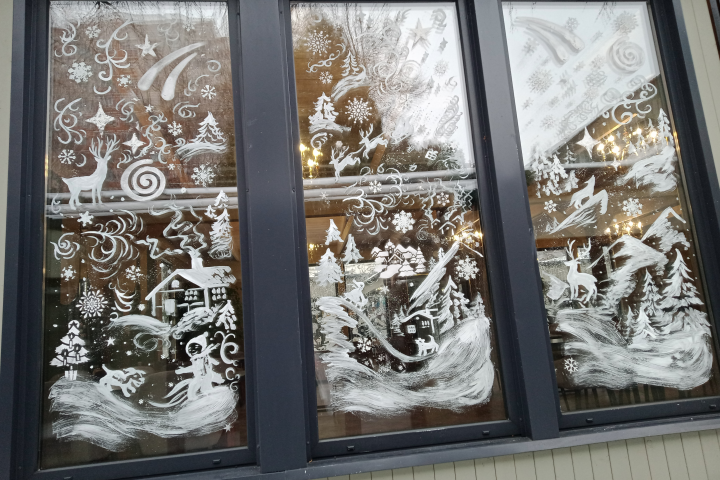 Роспись окон ресторана