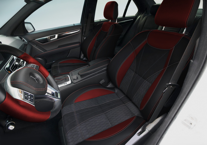 Автомобильный интерьер