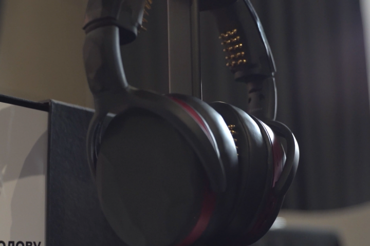 Презентация наушников NeiryConf VI