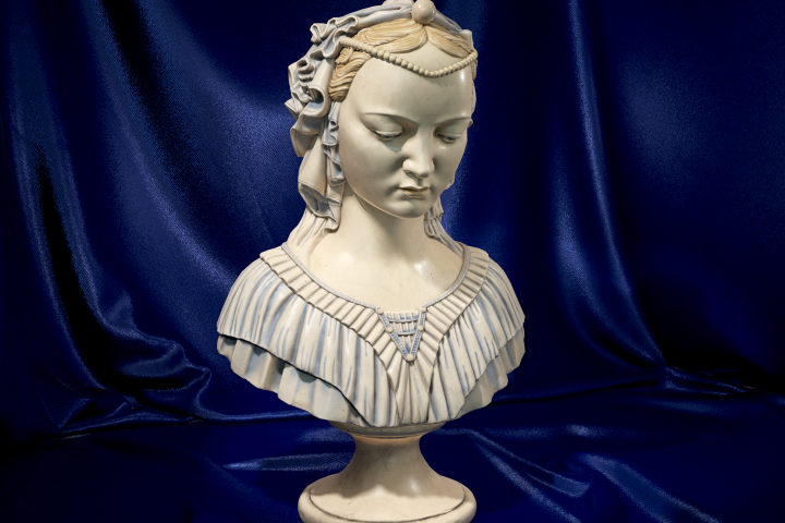 Bust 1