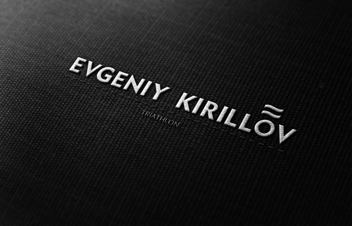 Логотип к конкурсу для тренера по триатлону