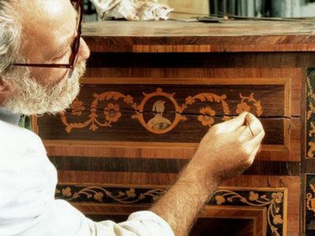 Реставрация мебели