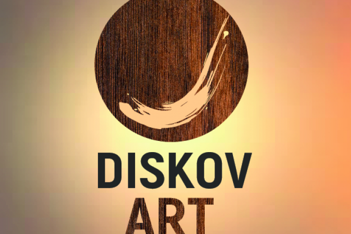 Лого начальный для своего сообщества по созданию портретов