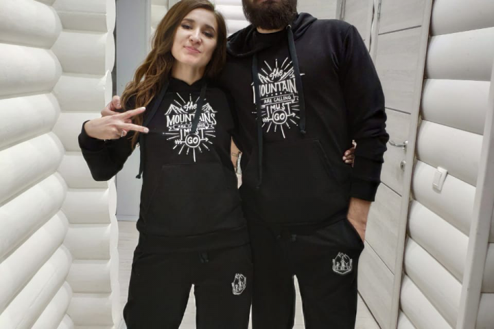 Вышивка ко дню свадьбы для молодоженов