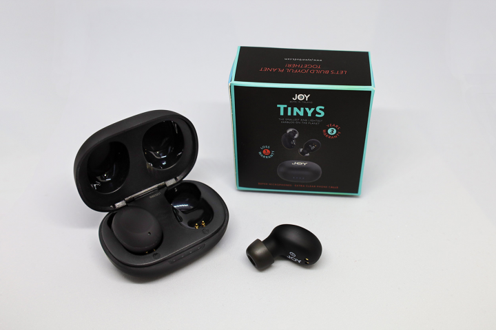 Дизайн упаковки наушников.