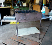 Собранный по чертежам мангал