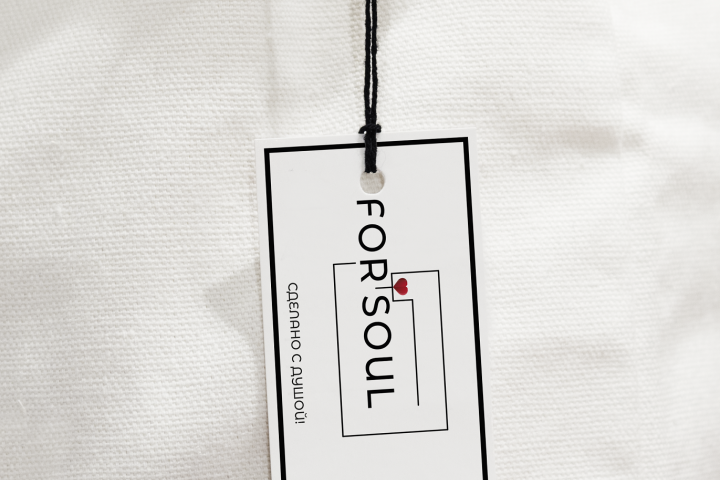 logo clothes