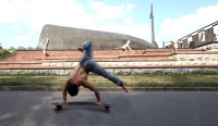 Реклама приложения Handstands для iOS