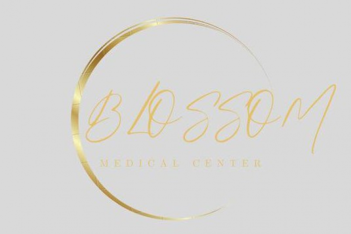 Логотип для медицинского центра