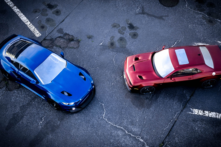 Ford Mustang Drift vs Doodge Challenger Hallcat WideBody