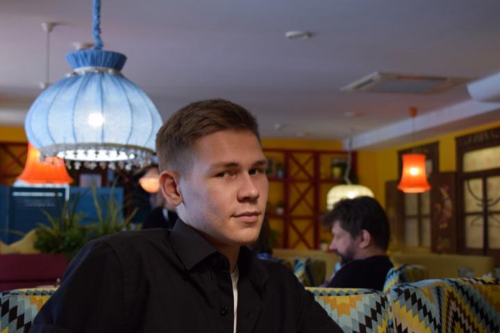 В кафе