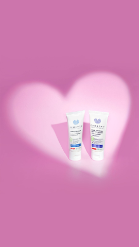 Cosmetic  cream photo