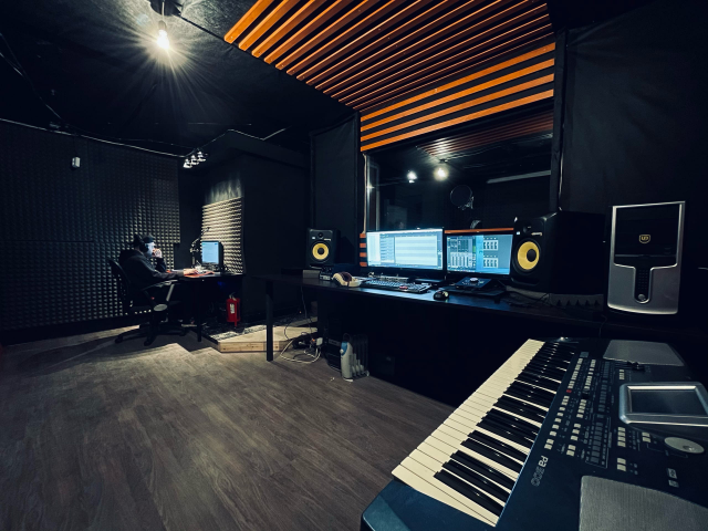 Пример музыки на заказ Personal records 03