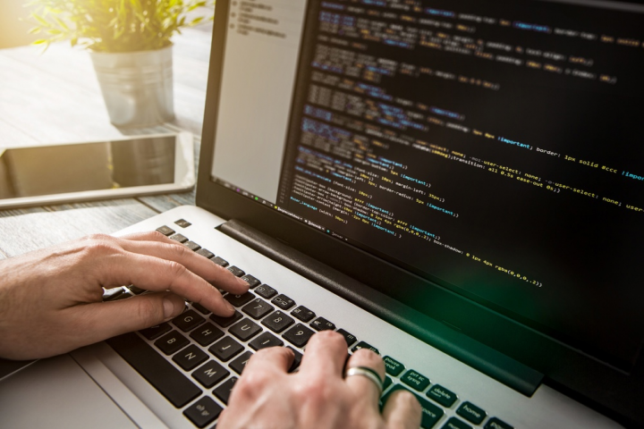 Создание и разработка сайтов на html css js php mysql ( figma )