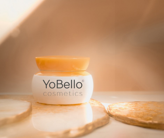 Название линейки профессиональной косметики YoBello