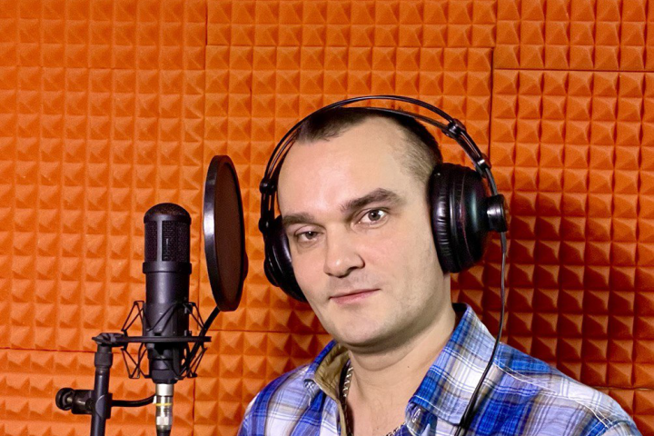 Запись песни, вокал