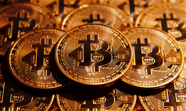 Биткоины ( естественно жизненная подача )