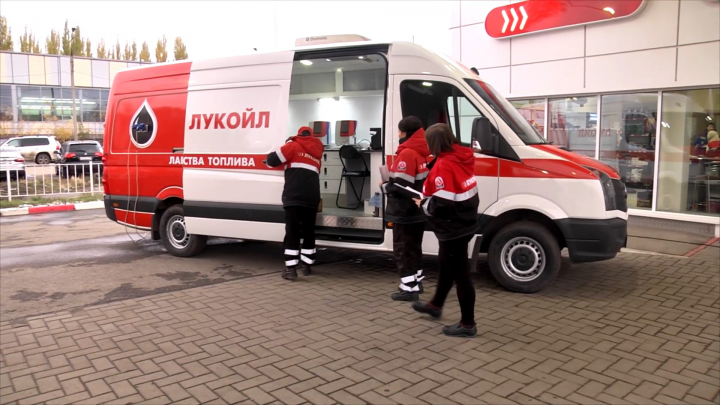 Ролик для компании Лукойл