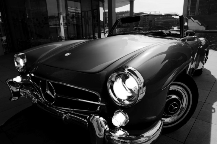 Mercedes-Benz