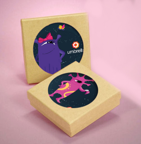 Инопланетные персонажи, иллюстрирующие сотрудников