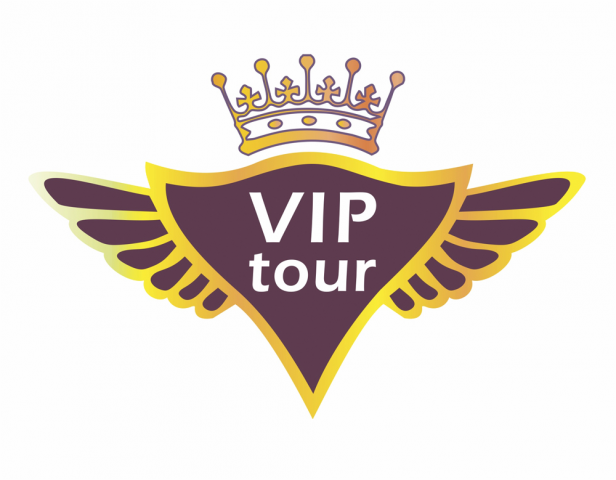 Логотип туристической компании "Вип тур"