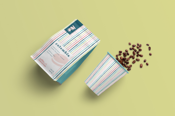 Coffee with macarons (кофе)