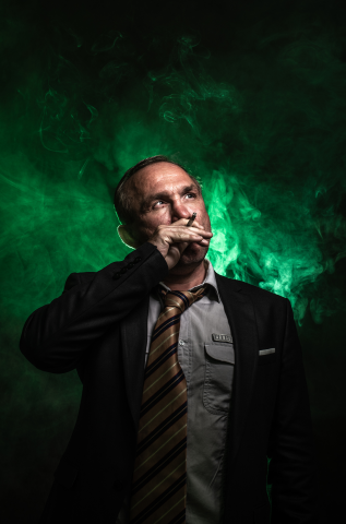 портрет Константин