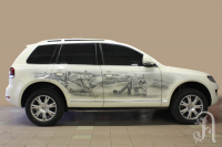 Аэрография на VW Toureg. Снежный барс