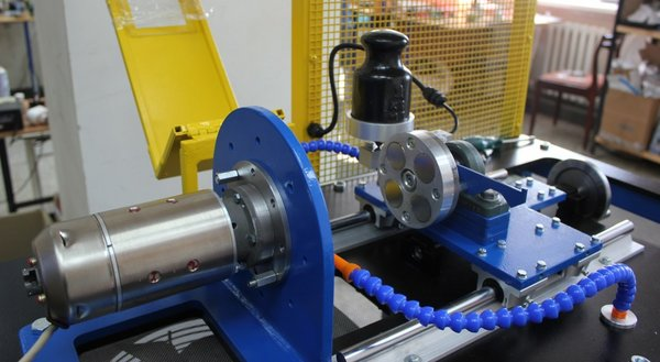 Стенд испытания бортовых электрических машин вертолётов Ми-8