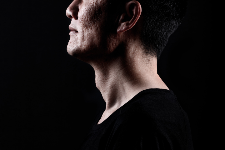 Портрет в профиль