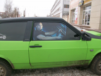 Арт изображение на боковые стекла автомобиля.