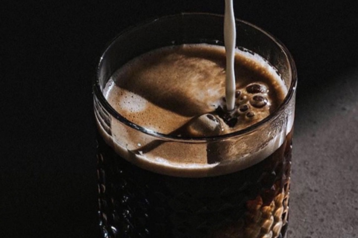 утренняя сторис для кофейни