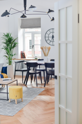 Реализация квартиры для аренды в старом фонде СПб.