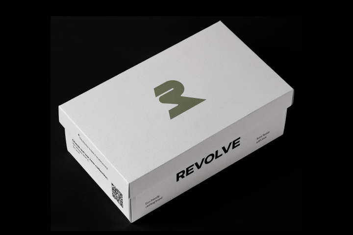 Фирменный стиль для эко-бренда одежды "Revolve"