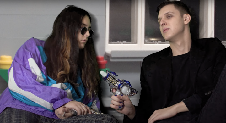 лоб покер и лузер бензин в лего-сити