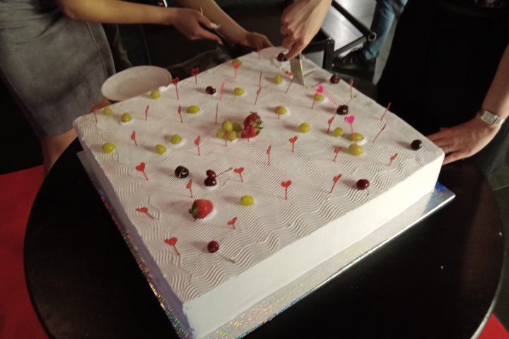 Любые поздравления в стихах и прозе