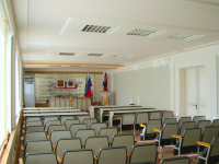 интерьер зала заседаний в городской администрации