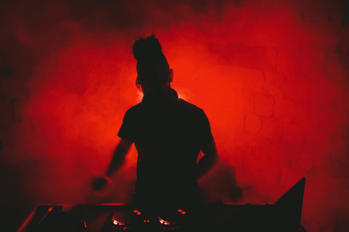 Nick Travalsky / Электронная музыка на заказ