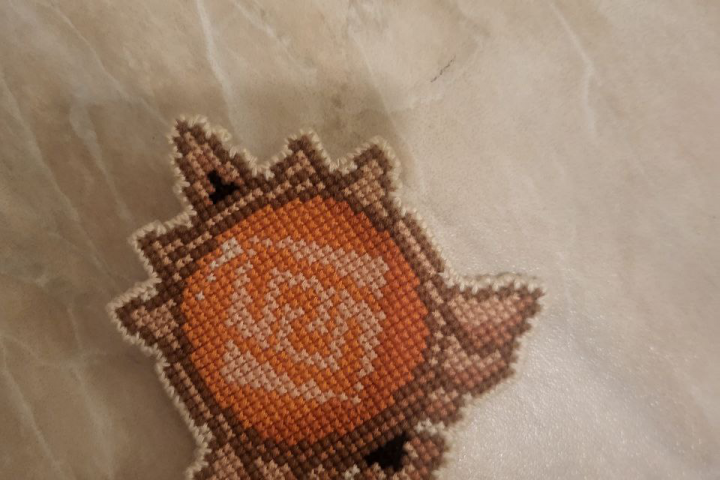 Вышивка броши