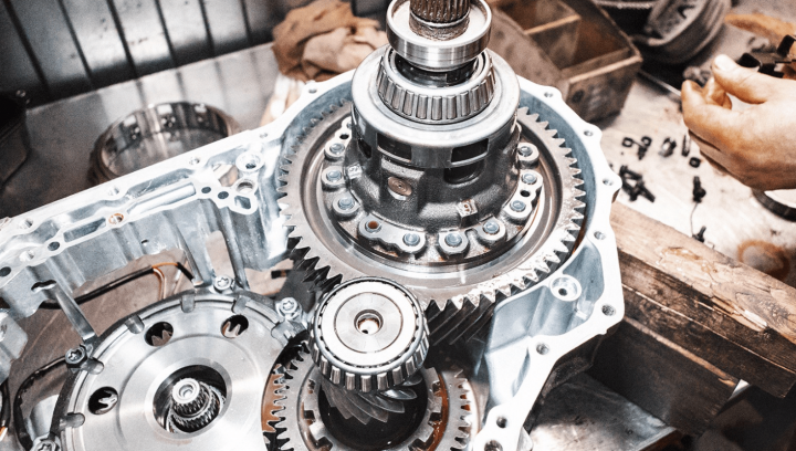 Ремонт коробки передач в тех. центре "Дармина"