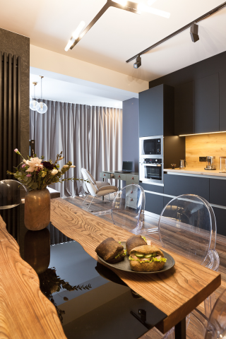 Квартира Большеохтинский проспект