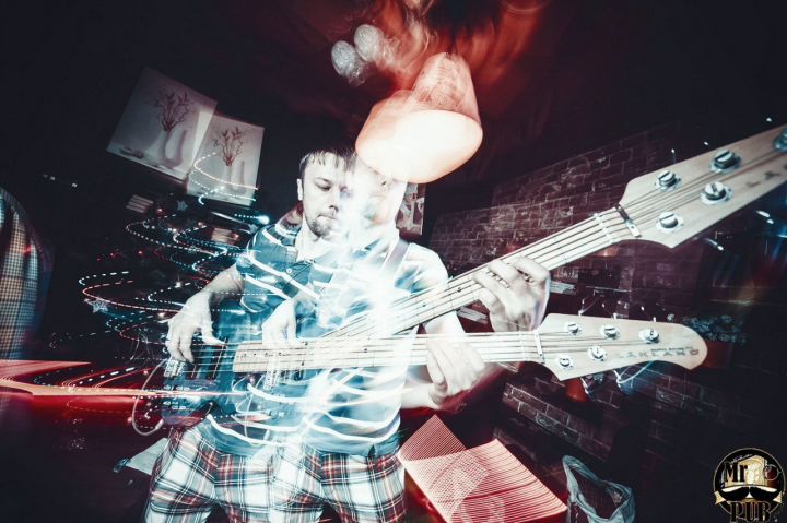 I MISS YOU (Макс Вострецов) из альбома Bass Day